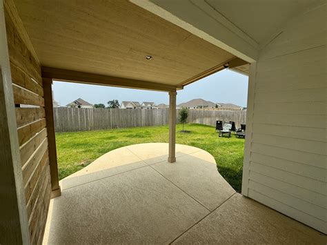 Extended Porch Ideas for an Indoor-Outdoor Living Transition