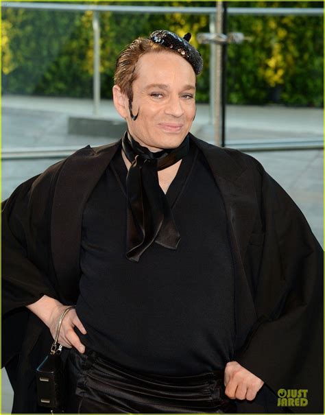 Chris Kattan Channels 'SNL' Stripper Mango at CFDA Awards 2014: Photo ...