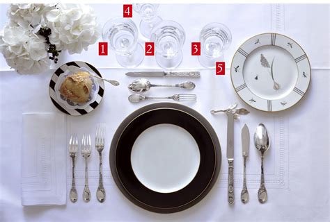 16 Rules In French Dining Table Academie De Bernadac Academie De