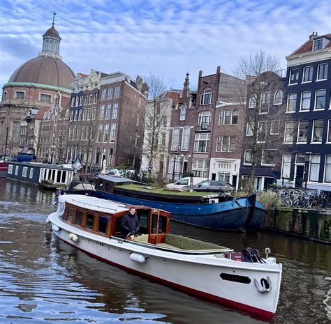 An Amsterdam Private Boat Tour – Enjoy Amsterdam at its best, from the