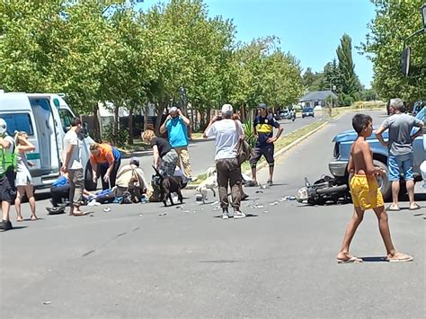 Un Motocilcista Termin Con Fractura Expuesta En Su Pierna Tras Un