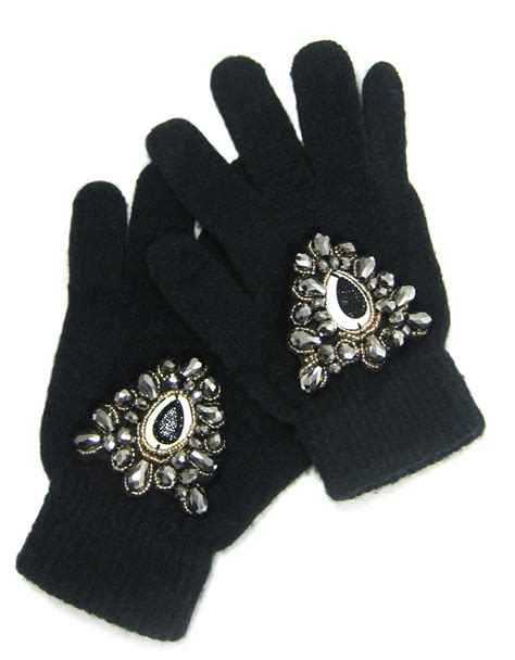 Beadfeast :home of handmade bead embroidered jewelry: More Glam Gloves!!