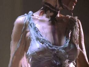 TRAFFIC NUDE SCENES AZNude