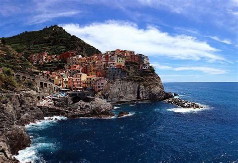 Les B Timents Les Plus Color S Du Monde Manarola Italy Manarola