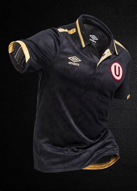 Universitario Third Kit