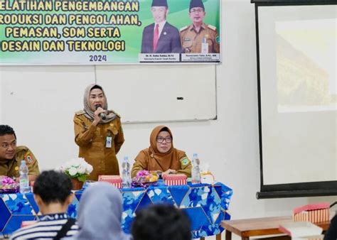 Tingkatkan Sdm Diskumdagri Tanbu Gembleng Pelaku Umkm Poros Kalimantan