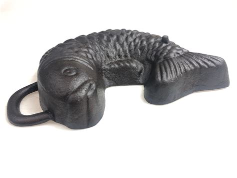 Nice Vintage Cast Iron Fish Mold Etsy