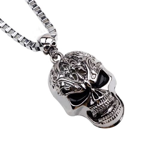 Free Shipping Skull Necklaces Pendants For Mens Top Quality Titanium Steel Chain New Fashion