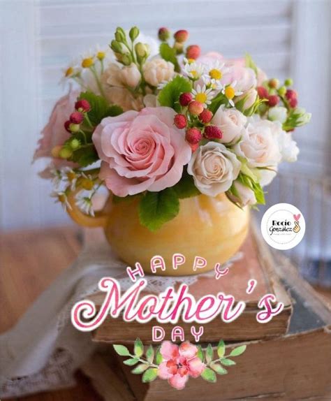 Pin By Linda Paredes On Mothers Day Table Decorations Happy