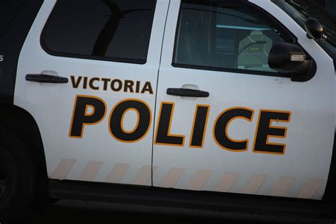 Victoria Police Officers Assaulted One Disarmed By Downtown Club Patron