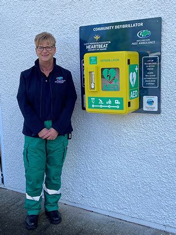 New defib talk of town | The Martinborough Star