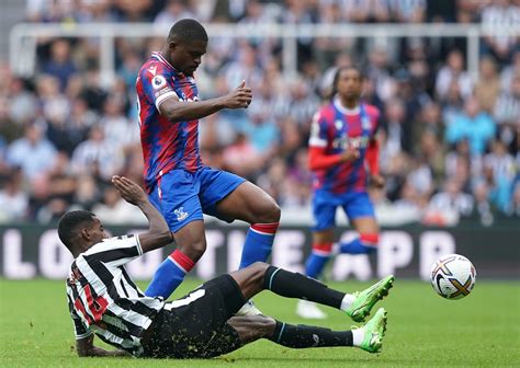 Frustration for Newcastle and Alexander Isak as Crystal Palace get the