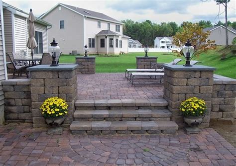 Patio pavers ideas – a quick and beautiful flooring for the outdoors