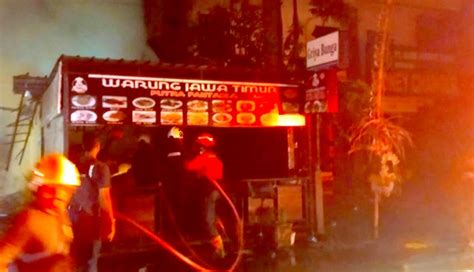 NUSABALI Terperangkap Saat Warung Terbakar