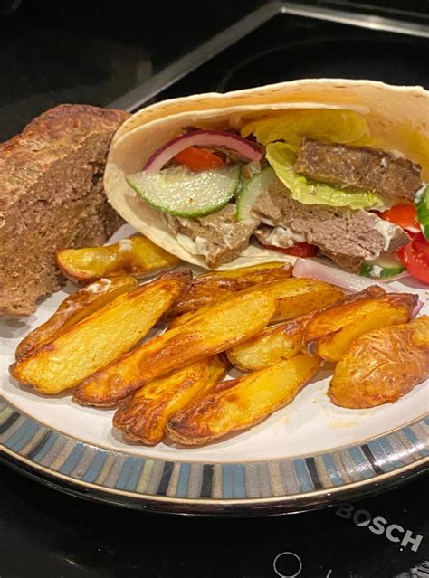 Doner Kebab Recipe. Image by Barb59 - Pinch of Nom