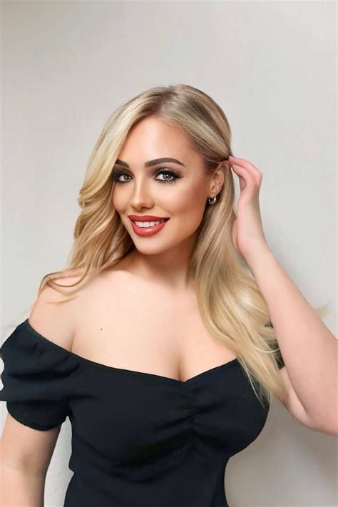 Gorgeous Yana Y O From Kiev With Blonde Hair Id Ladadate