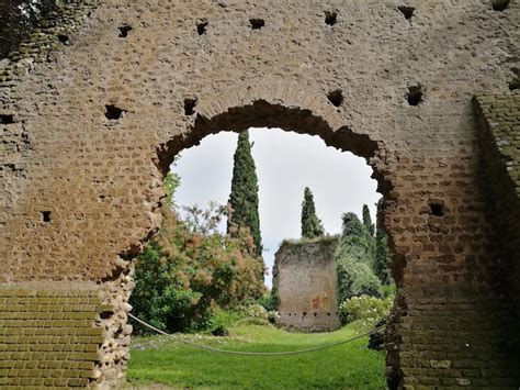 Premium Photo | Ninfa garden italy