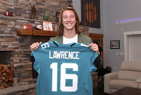 Report: Trevor Lawrence to Take Part in Jaguars Minicamp After Shoulder ...