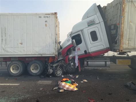 Se Registra Carambola De Autos En Libramiento De Veracruz Varios