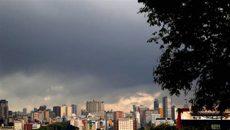 Curitiba Est Em Alerta De Temporal Classificado Como Perigo Potencial