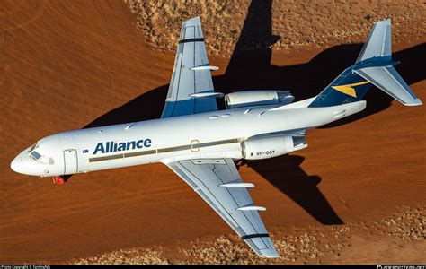 VH QQY Alliance Airlines Fokker 70 F28 Mark 0070 Photo By TommyNG