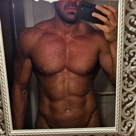 Muscular Jock Flexing And Stroking His Bwc Gay Oiled Porn Feat