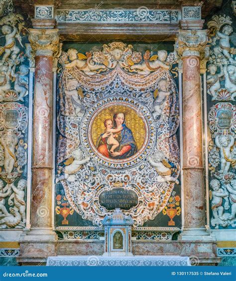 Altare Della Purezza Nella Chiesa Del Dei Teatini Di San Giuseppe A