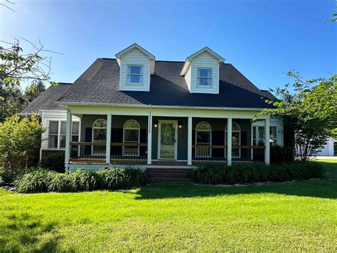 131 Woodview Dr, Gaffney, SC 29341 | MLS# 310918 | Trulia