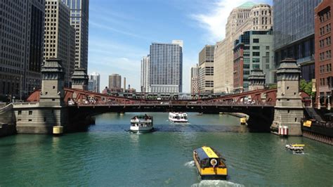 Clark Street Bridge to close Tuesday