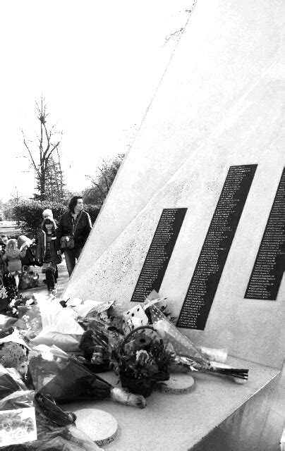 The Bethnal Green Tube Disaster Memorial • Inspiring City