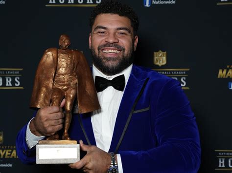 Cameron Heyward named Walter Payton NFL Man of the Year presented by ...