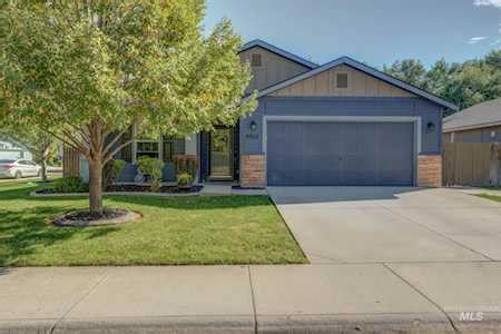 Boise Single Family Real Estate - Single Family Homes for Sale in Boise