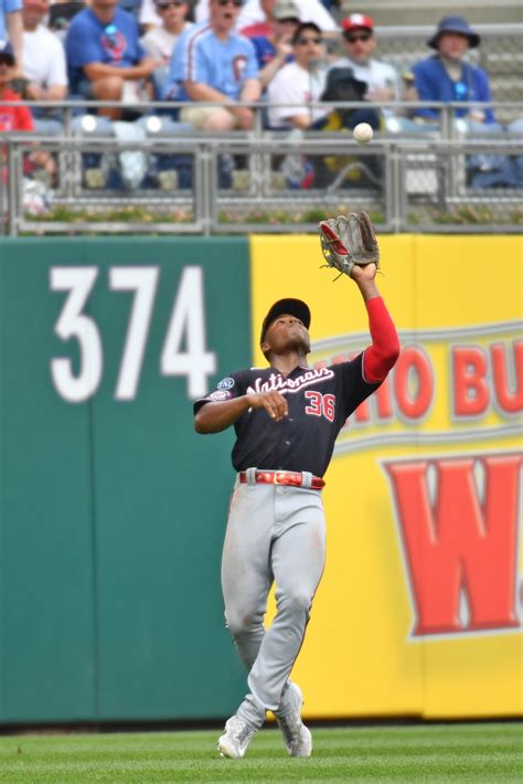 Grand Slam By Stone Garrett Lifts Nats Over Phillies Reuters