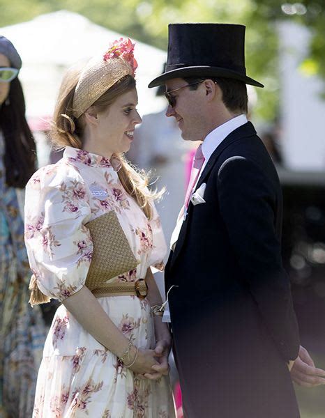 Why there are only 6 photos of Princess Beatrice's wedding in existence ...