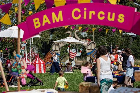 Paese Sera Maggio Bam Circus Il Festival Delle Meraviglie