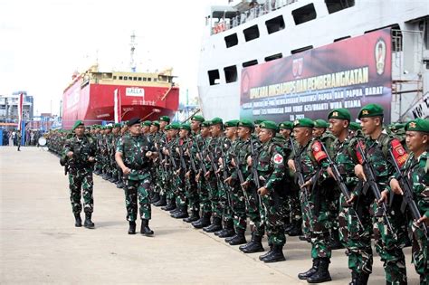 Panglima Tni Berangkatkan Satgas Pamtas Ri Png Ke Wilayah Papua