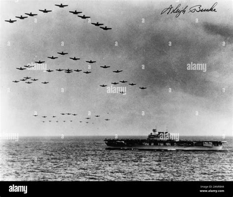 Uss Enterprise Cv 6 Immagini E Fotografie Stock Ad Alta Risoluzione Alamy