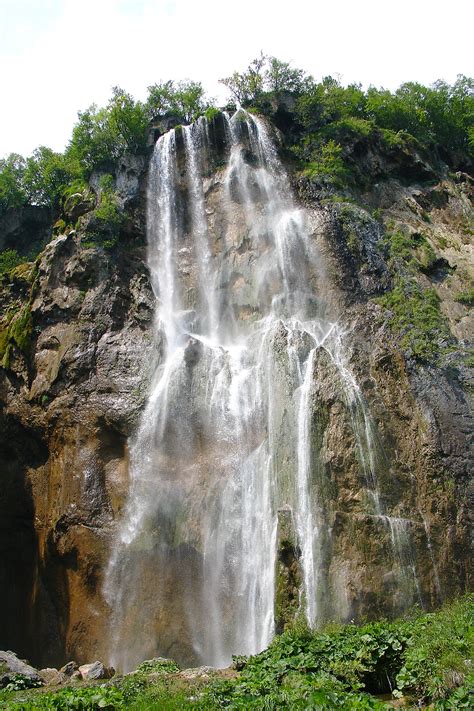 Plitvice lakes - UNESCO park * All PYRENEES · France, Spain, Andorra