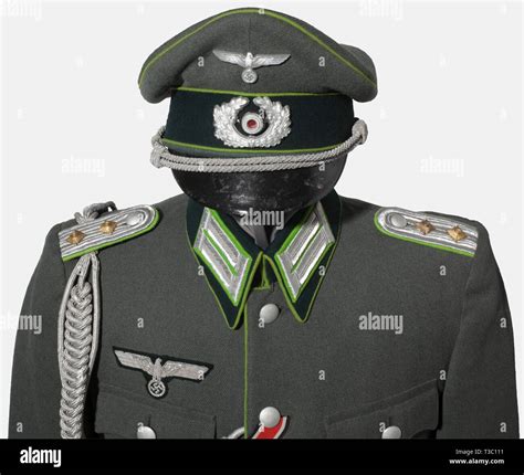 Decorated uniform hi-res stock photography and images - Alamy