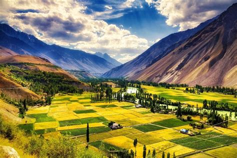 The Stunning Phandar Valley Gilgit Baltistan Skardu City