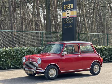 Morris Mini Berline classique de collection à acheter