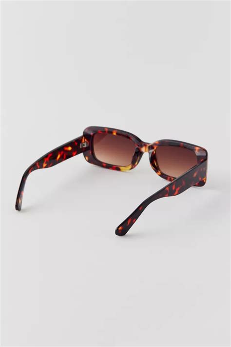 Uo Essential Rectangle Sunglasses Urban Outfitters Canada