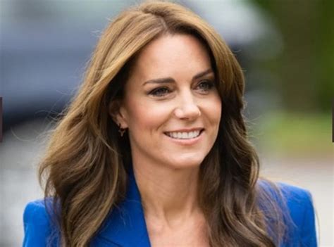 Pal Cio De Kensington Atualiza Estado De Sa De De Kate Middleton