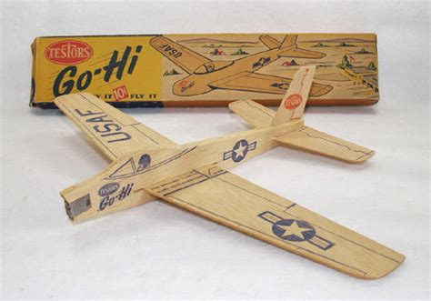 Dioramas And Clever Things Brilliant Product Design Balsa Gliders