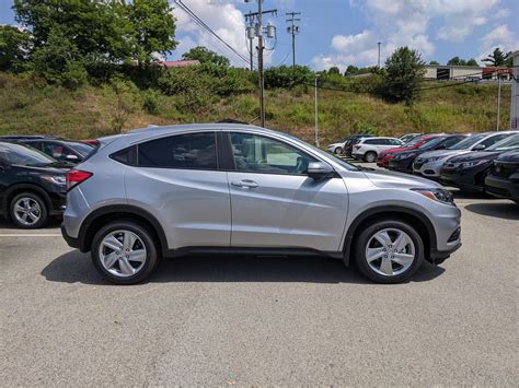 New Honda Hr V Ex In Lunar Silver Metallic Greensburg H