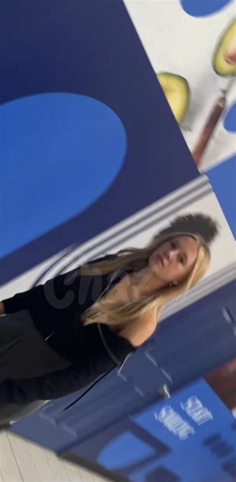 Hot Blonde Had Her Leggings Riding Way Up Her Ass Video Spandex Leggings Yoga Pants Forum