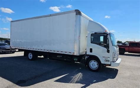 Isuzu Npr Hd Foot Box Truck Walk Up Ramp Pre Owned Isuzu