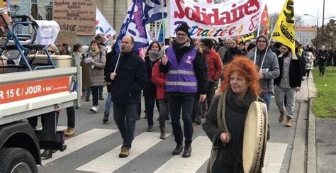 VidÉo Réforme Des Retraites À Fontenay Le Comte Un Cortège Plus