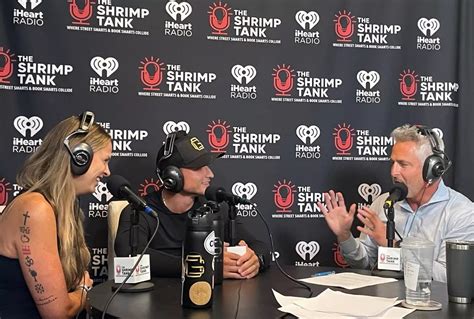 Look Good Naked Power Couple Lifestyle Playbook With Q And Gunnar The Shrimp Tank