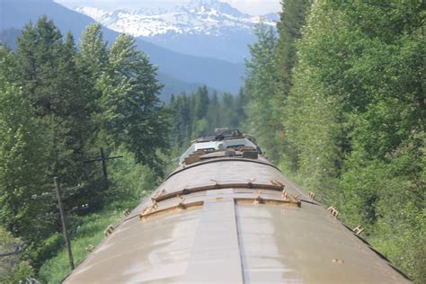 RAIL GOOD TIME: Track beauty of Canadian Rockies by train | Toronto Sun